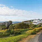 Joyce's Inishowen 3*