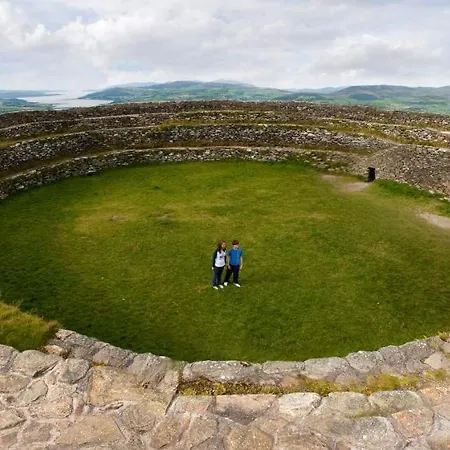 Joyce's Inishowen Карндона