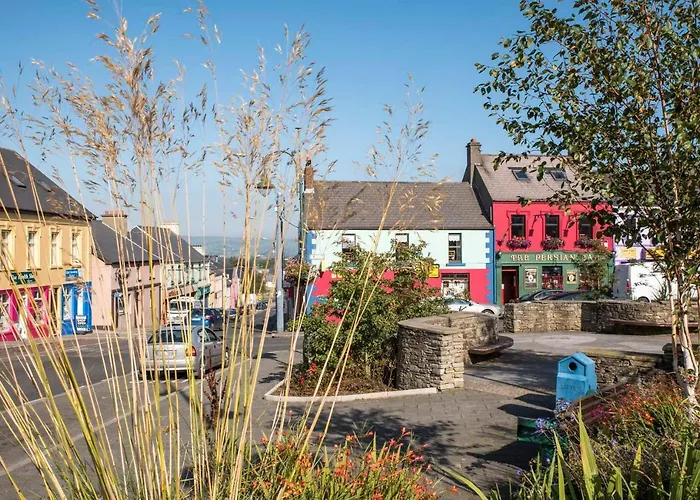 Joyce's Inishowen 3* Carndonagh