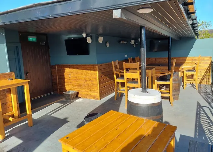 Joyce's Inishowen 3* Carndonagh